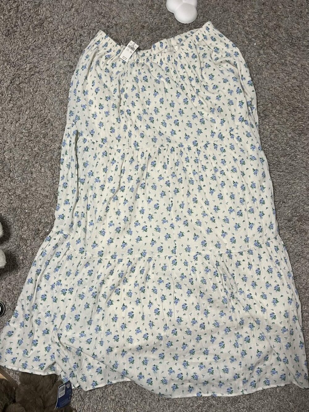 NWT American Eagle White Blue Floral Maxi Skirt - Size XL